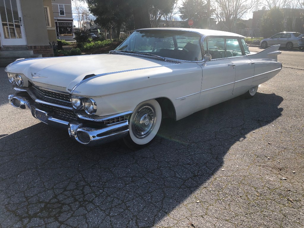 Såld
Cadillac Flattop 1959! Mycket fint originalskick Californiabil!